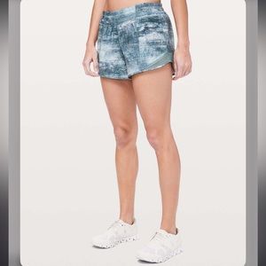 NWT Lululemon Hotty Hot Short II *Long 4" Azurite Mint Tint Multi / My…